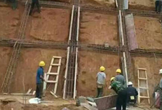 樓板加固哪里好